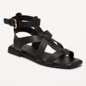 #384 Old Navy Black Strappy Sandals